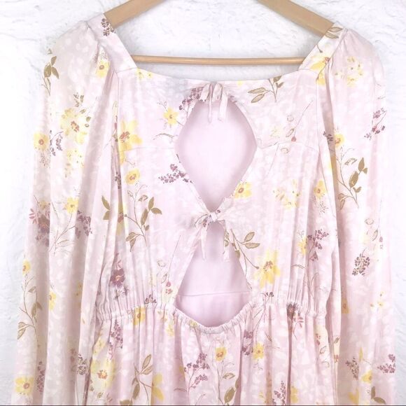 Art Class Pastel Pink Floral Dress-cut Out Back - Picture 11 of 16